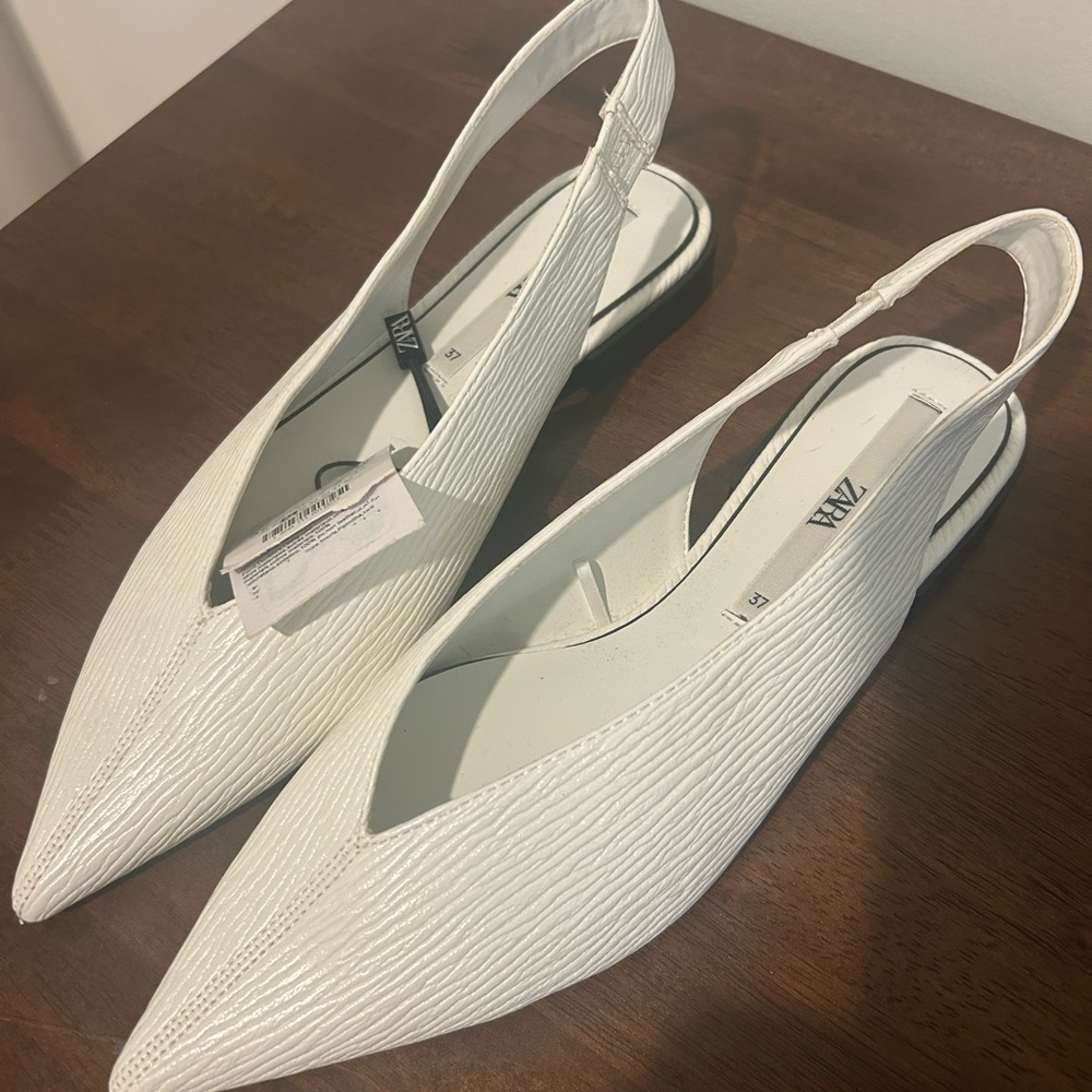 Zara White Textured Pointed Slingback Flats